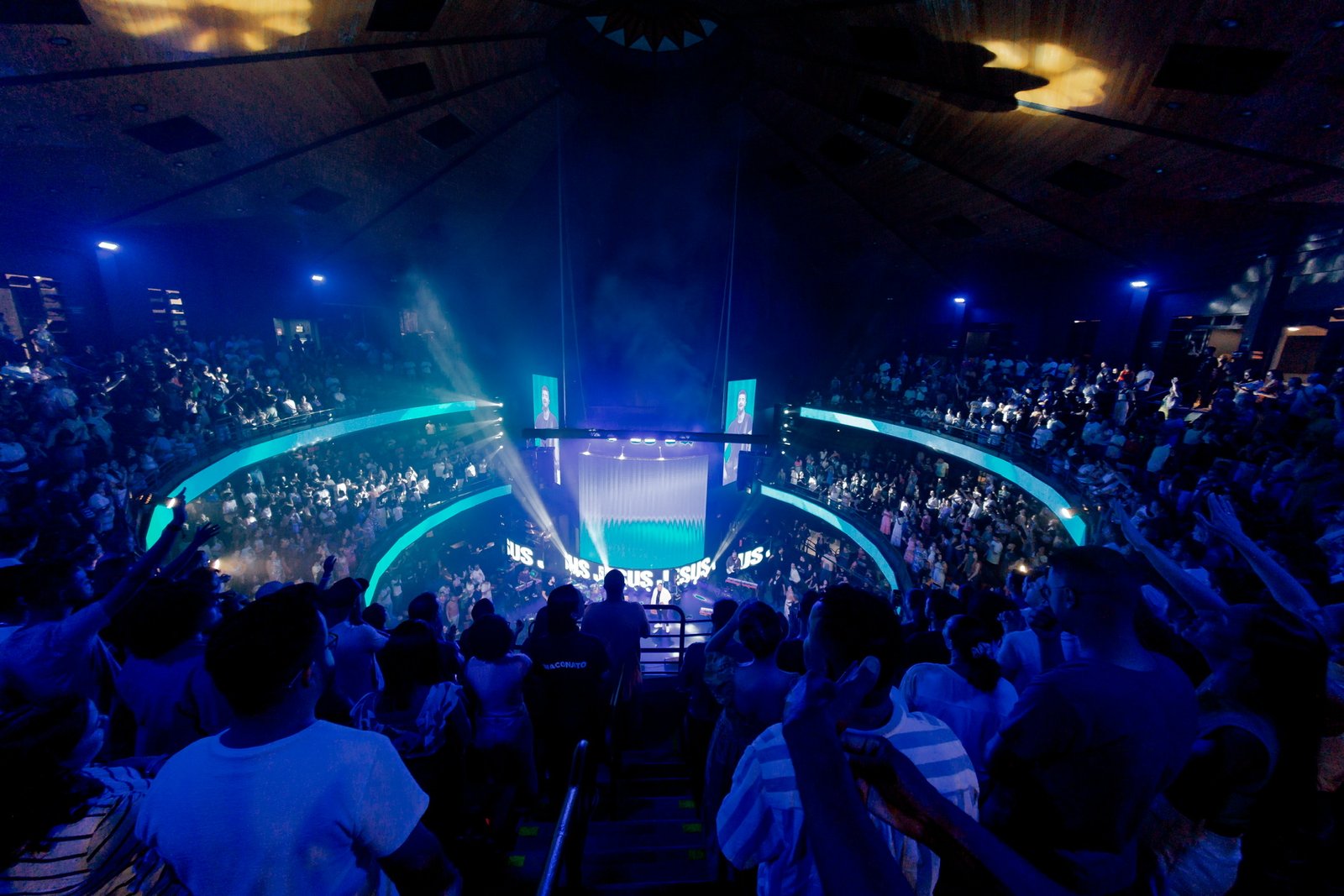 Kari Jobe + Cody Carnes Brazil tour