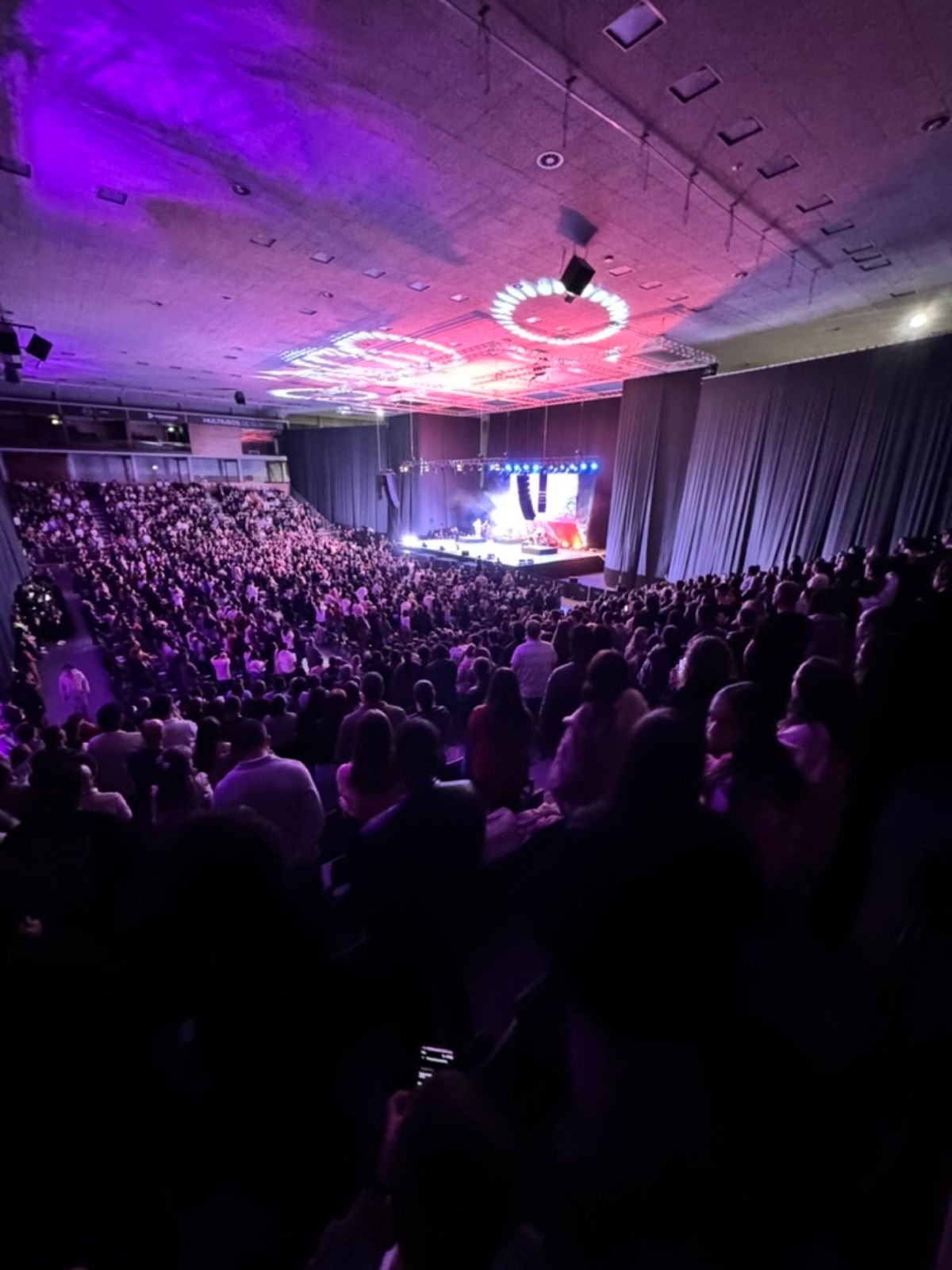 Plateia no Pavilhão Multiusos de Guimarães